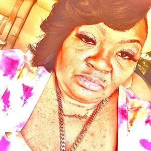 Meet your Posher, Jennell